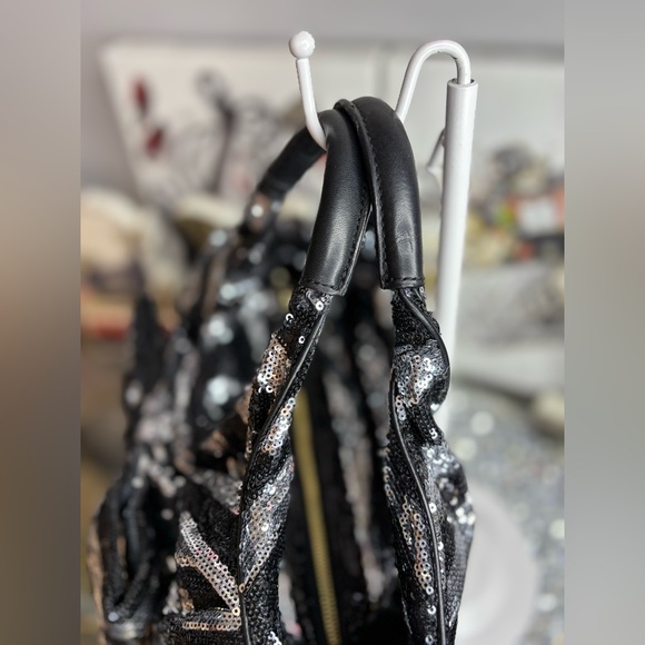 Kate Spade rare STORYBOOK LINING black and silver sequin striped tote bag EUC - Picture 9 of 14